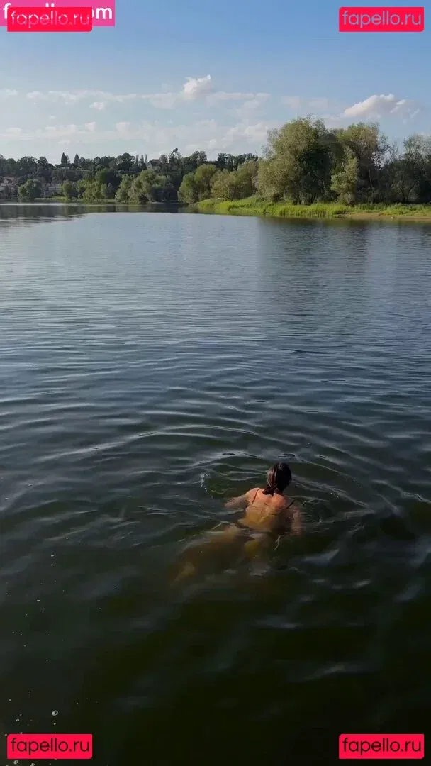 Shanti Tan Onlyfans Photo Gallery 