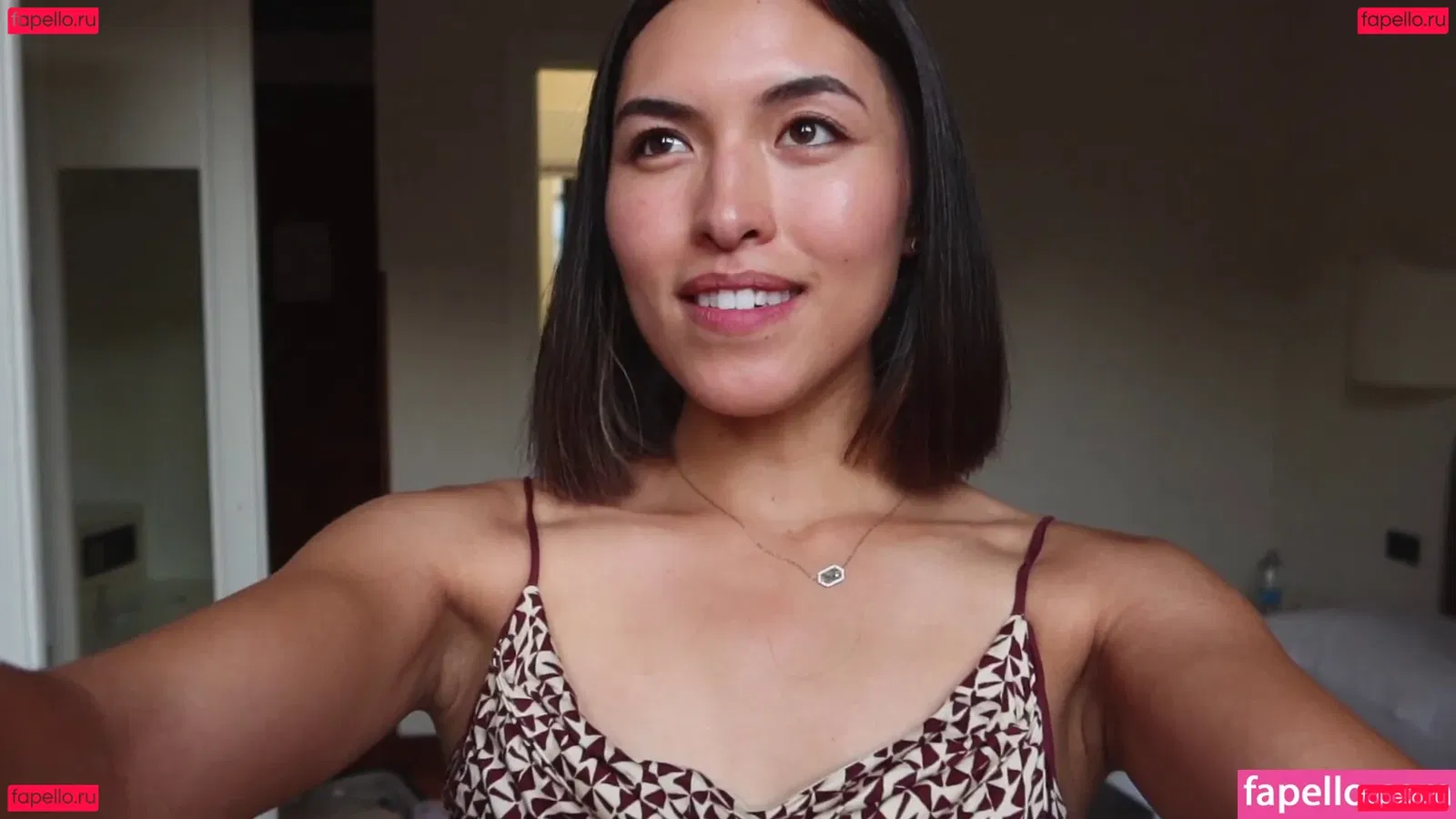 Shanti Tan Onlyfans Photo Gallery 