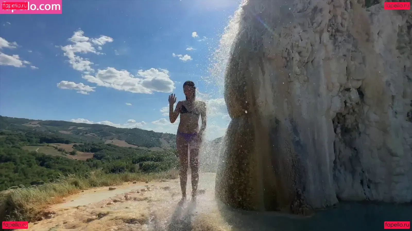 Shanti Tan Onlyfans Photo Gallery 