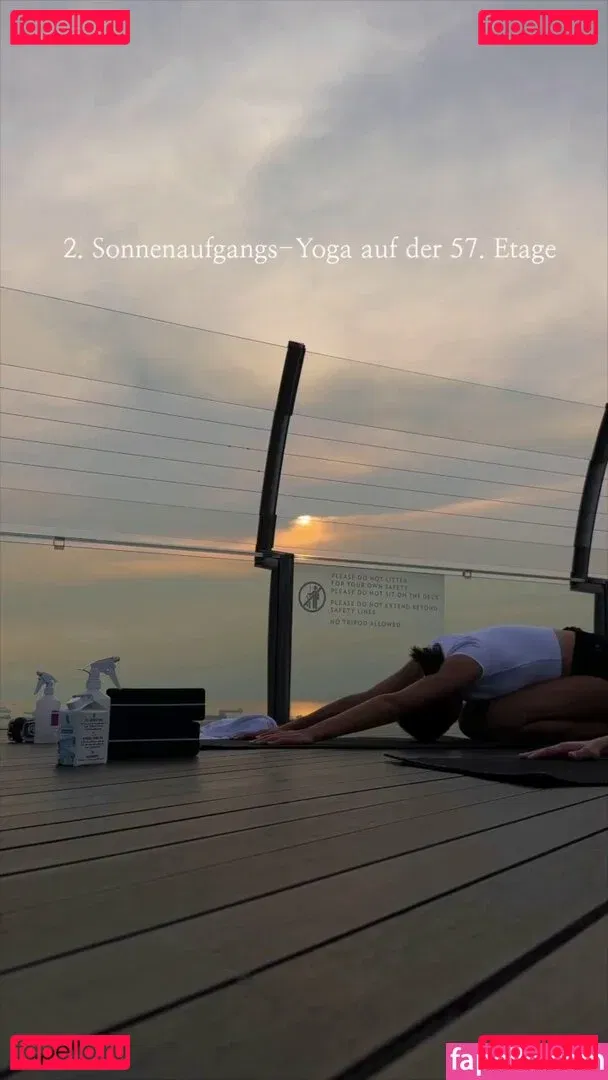 Shanti Tan Onlyfans Photo Gallery 