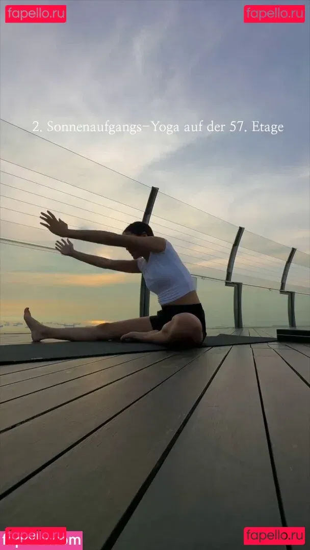 Shanti Tan Onlyfans Photo Gallery 