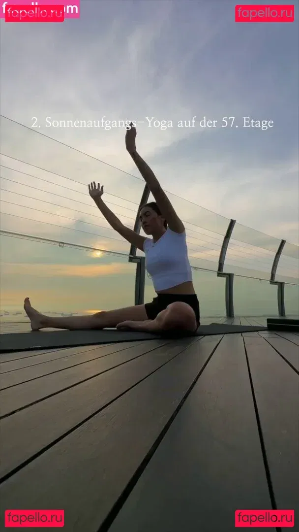 Shanti Tan Onlyfans Photo Gallery 