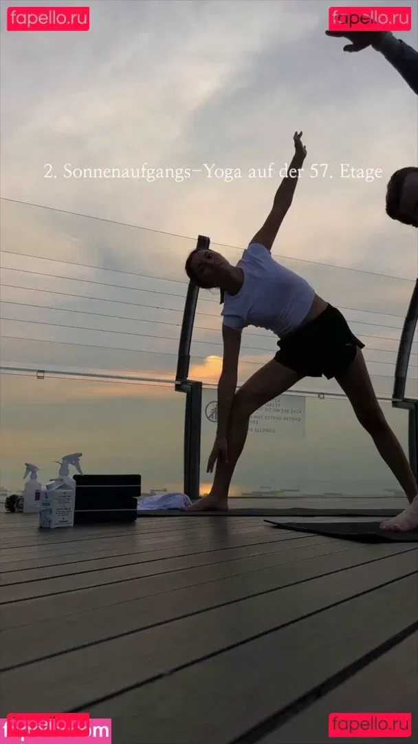 Shanti Tan Onlyfans Photo Gallery 