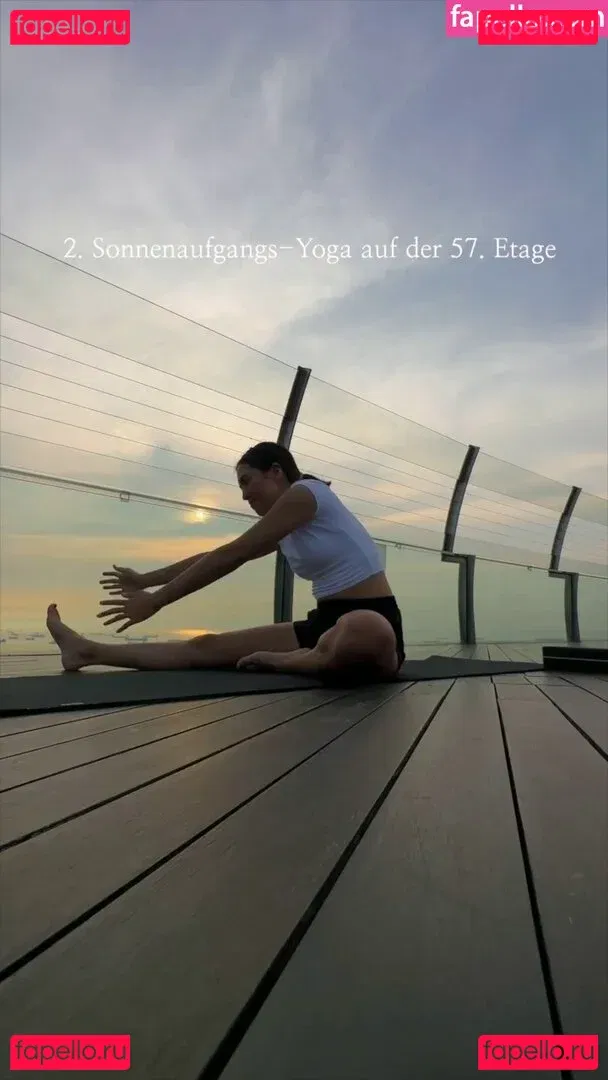 Shanti Tan Onlyfans Photo Gallery 