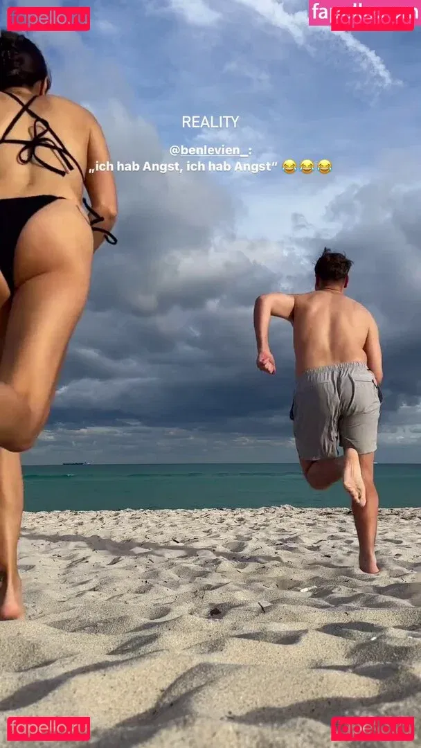 Shanti Tan Onlyfans Photo Gallery 