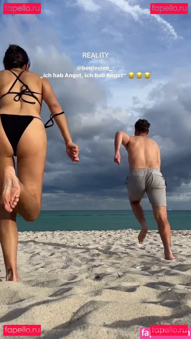 Shanti Tan Onlyfans Photo Gallery 