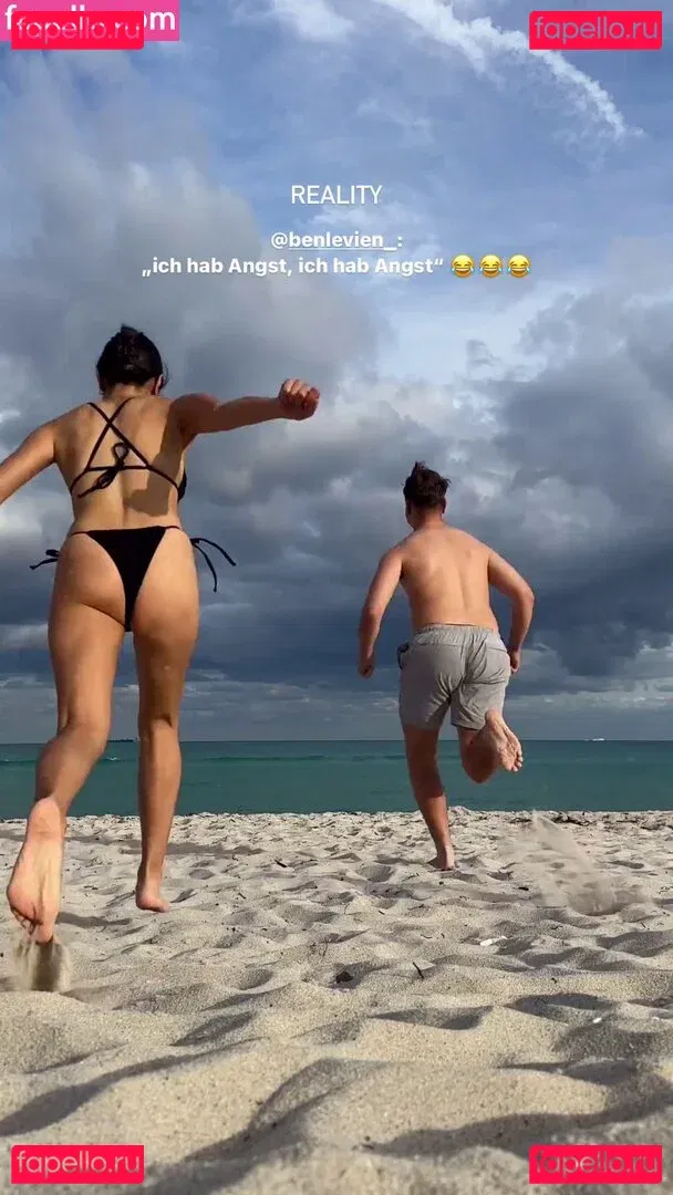 Shanti Tan Onlyfans Photo Gallery 