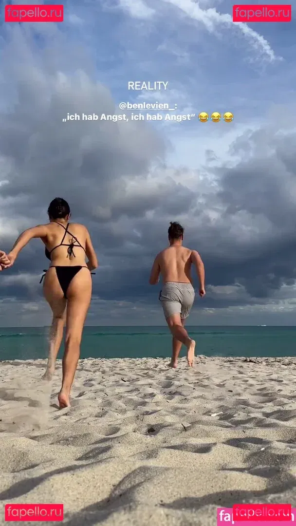 Shanti Tan Onlyfans Photo Gallery 