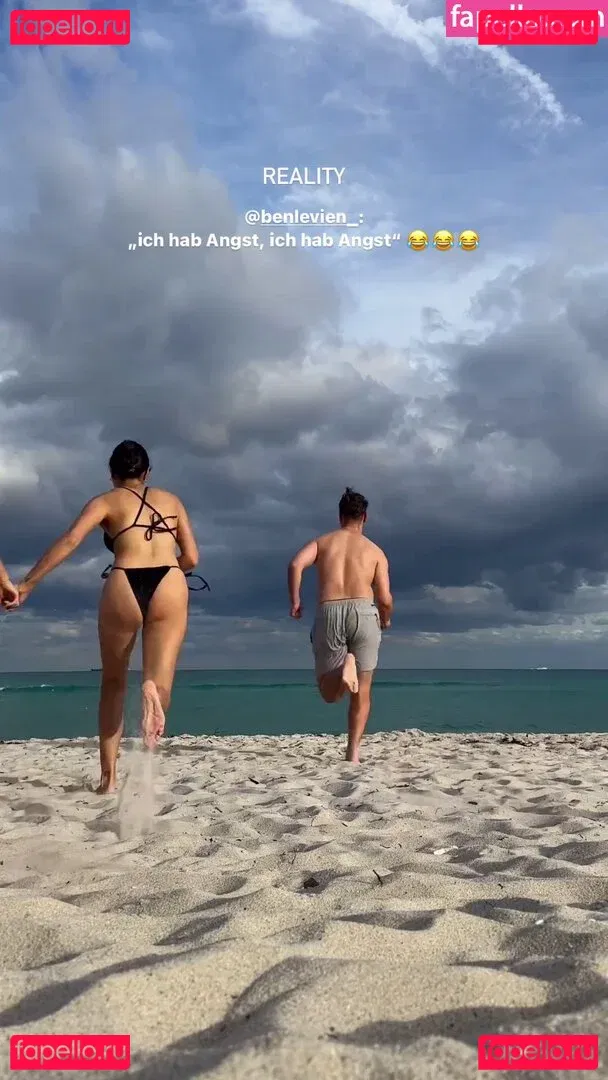 Shanti Tan Onlyfans Photo Gallery 