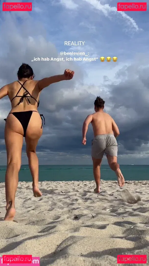 Shanti Tan Onlyfans Photo Gallery 