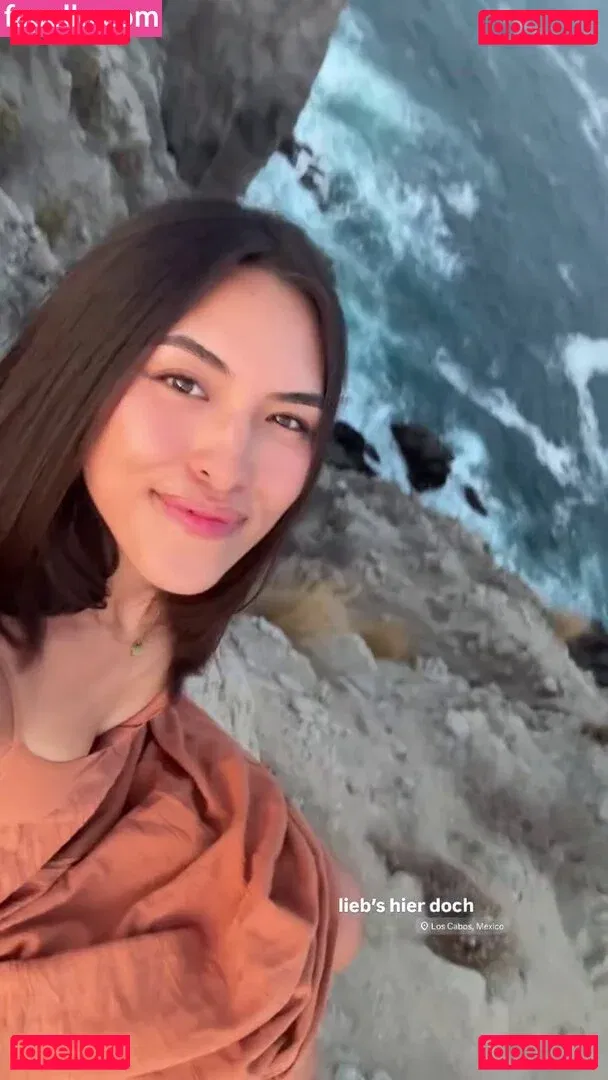 Shanti Tan Onlyfans Photo Gallery 