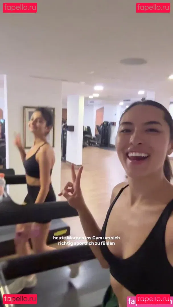 Shanti Tan Onlyfans Photo Gallery 