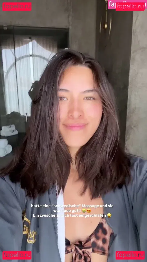 Shanti Tan Onlyfans Photo Gallery 