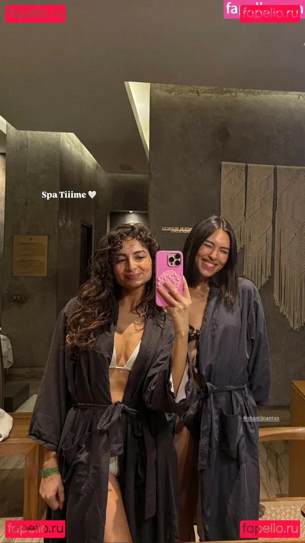 Shanti Tan Onlyfans Photo Gallery 