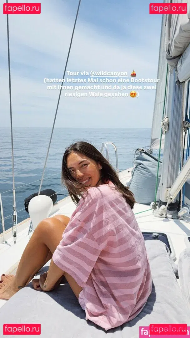 Shanti Tan Onlyfans Photo Gallery 