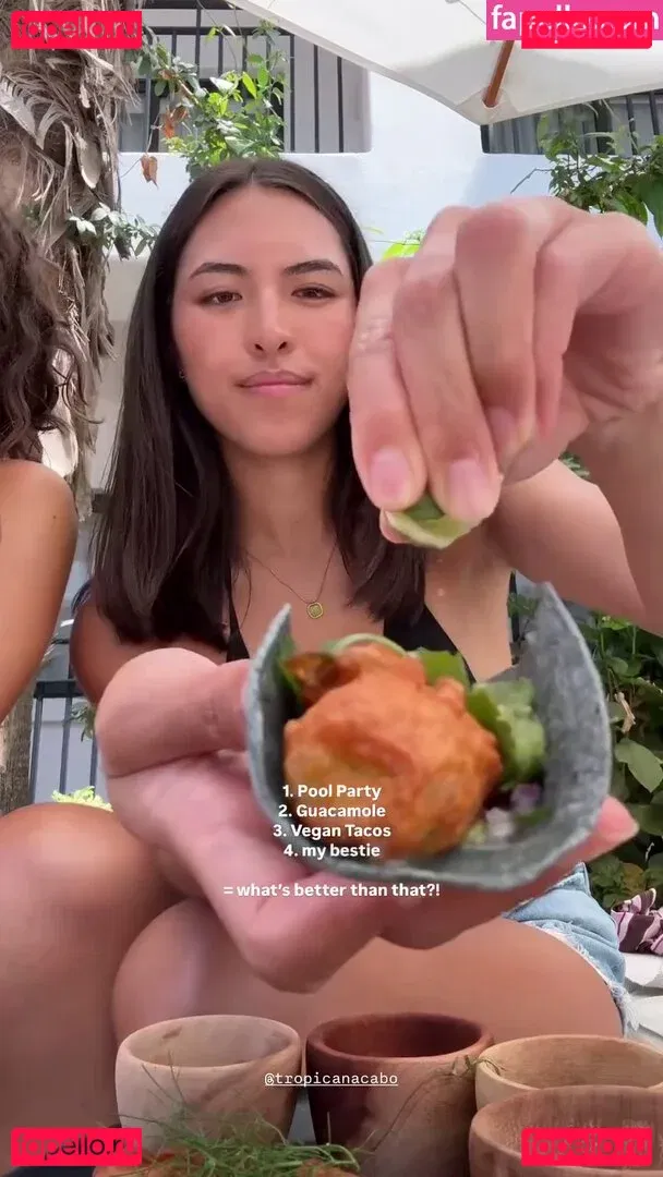 Shanti Tan Onlyfans Photo Gallery 