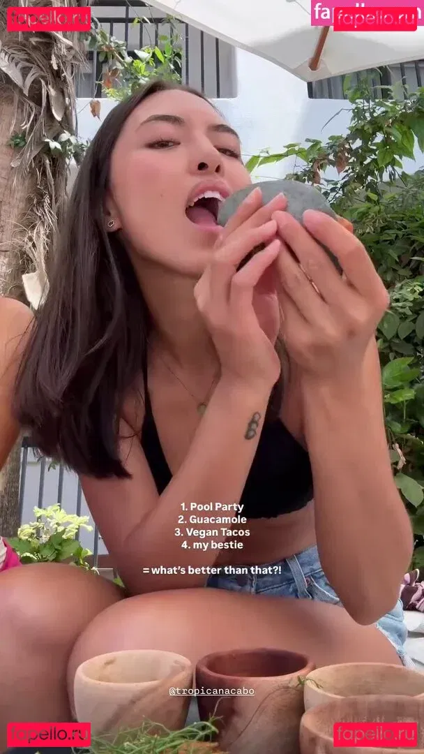 Shanti Tan Onlyfans Photo Gallery 