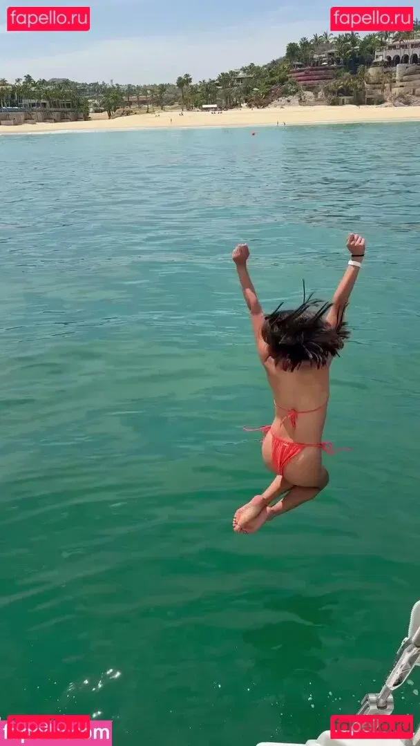 Shanti Tan Onlyfans Photo Gallery 