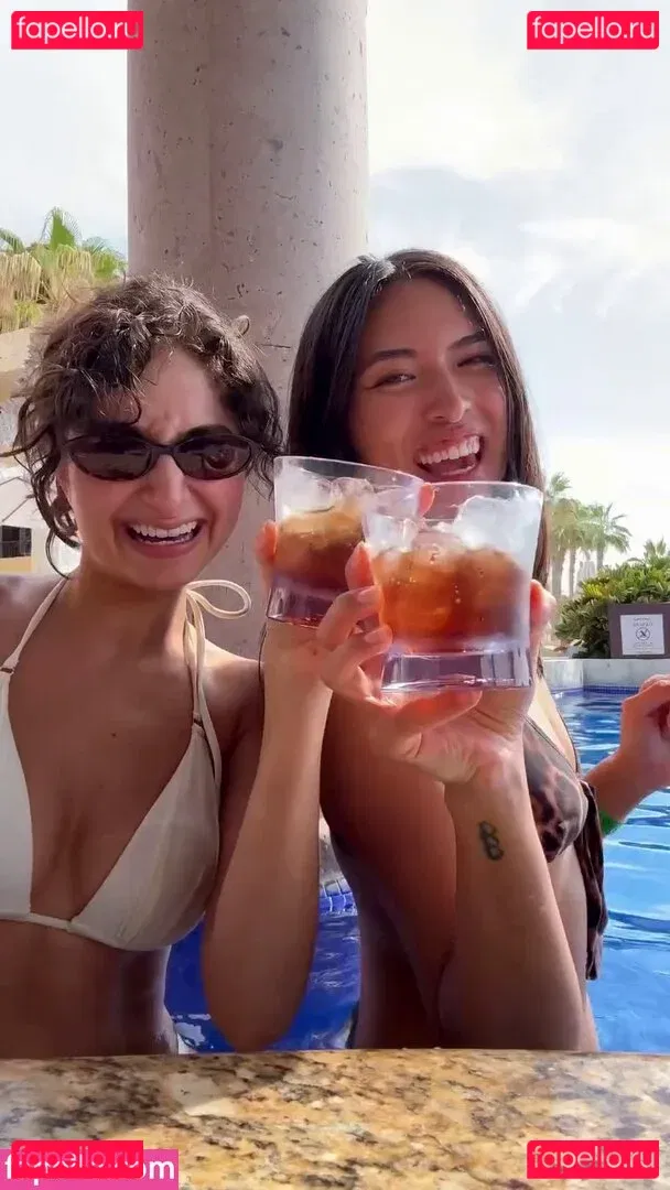 Shanti Tan Onlyfans Photo Gallery 