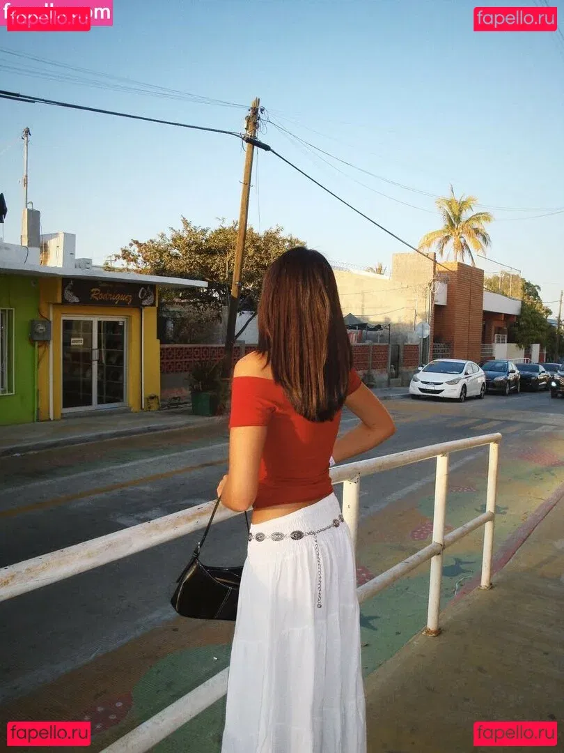 Shanti Tan Onlyfans Photo Gallery 