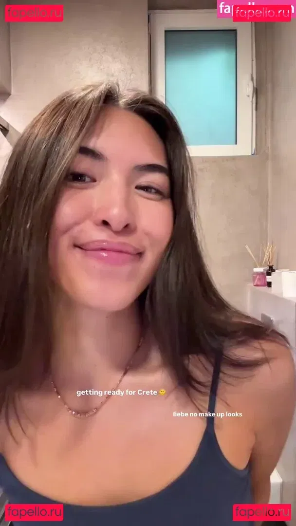 Shanti Tan Onlyfans Photo Gallery 