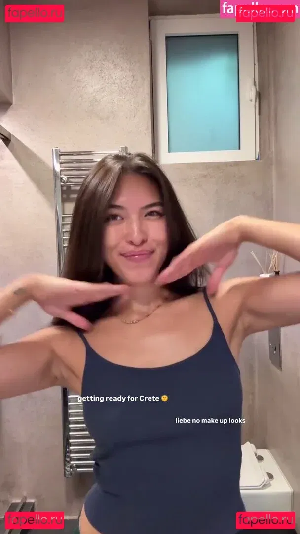 Shanti Tan Onlyfans Photo Gallery 