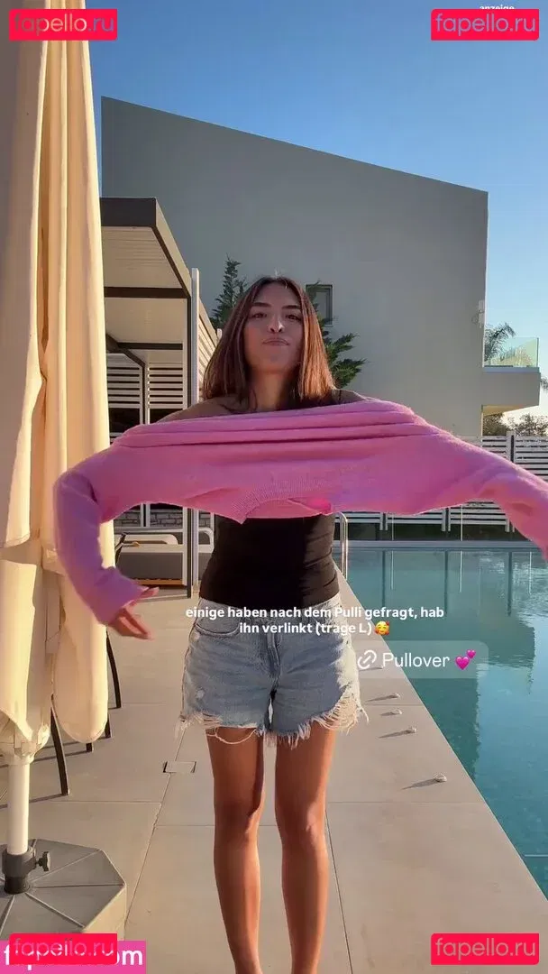 Shanti Tan Onlyfans Photo Gallery 