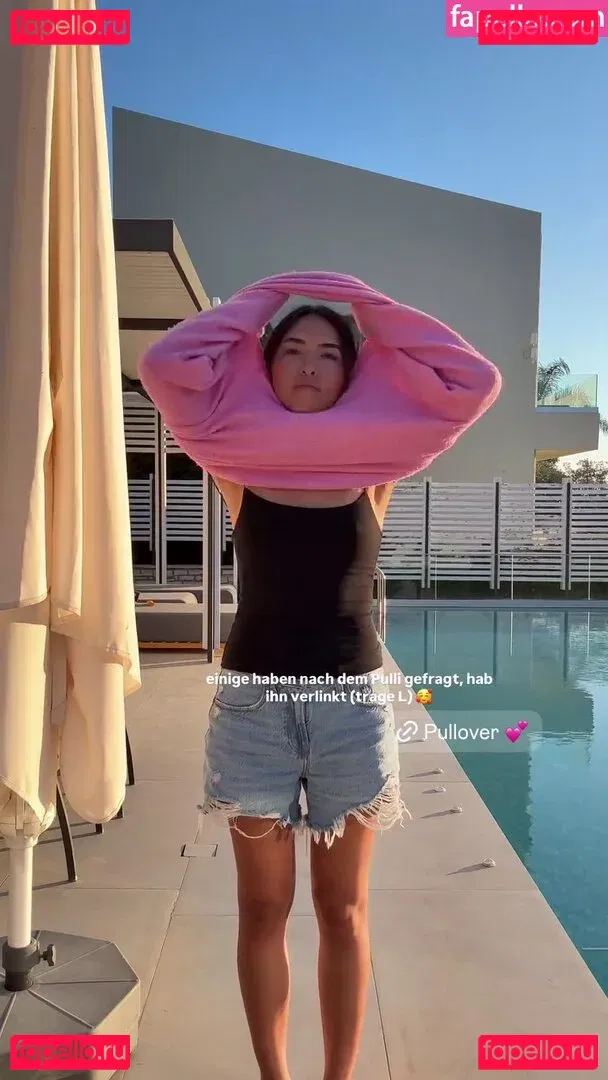 Shanti Tan Onlyfans Photo Gallery 