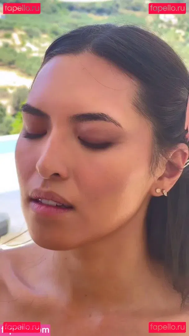 Shanti Tan Onlyfans Photo Gallery 