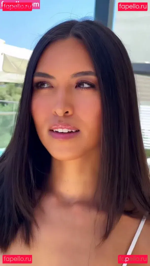 Shanti Tan Onlyfans Photo Gallery 