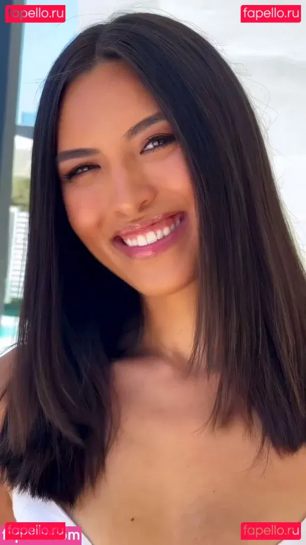 Shanti Tan Onlyfans Photo Gallery 