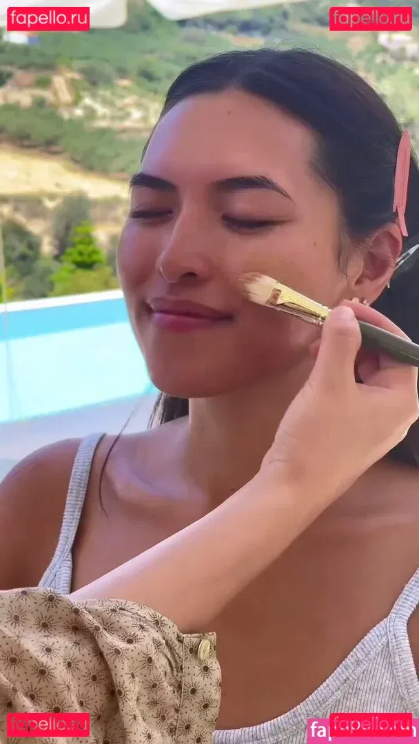 Shanti Tan Onlyfans Photo Gallery 