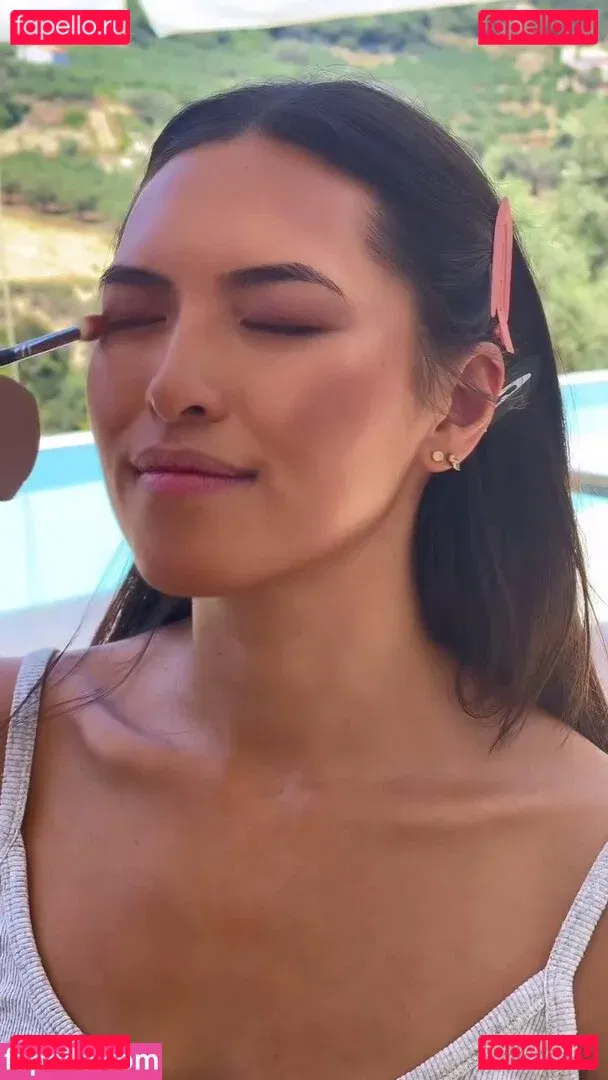 Shanti Tan Onlyfans Photo Gallery 