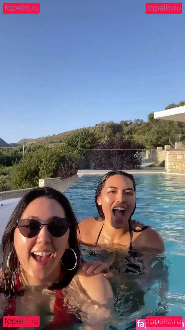 Shanti Tan Onlyfans Photo Gallery 