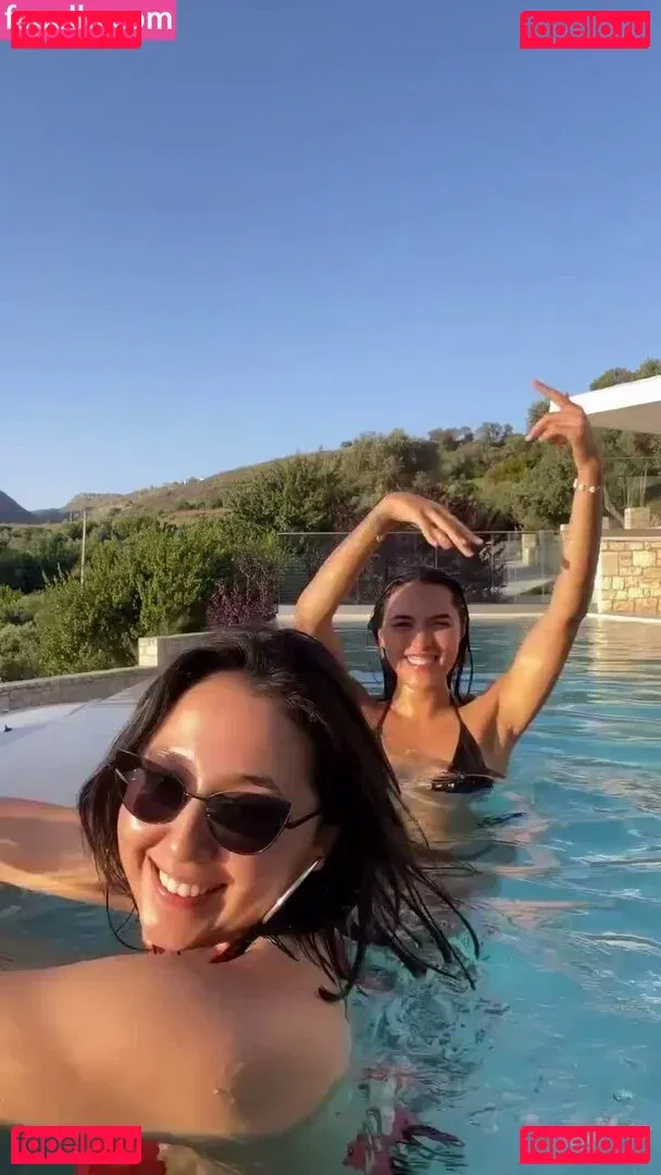 Shanti Tan Onlyfans Photo Gallery 