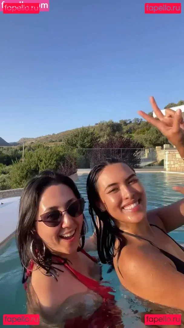 Shanti Tan Onlyfans Photo Gallery 