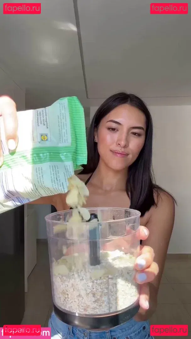 Shanti Tan Onlyfans Photo Gallery 