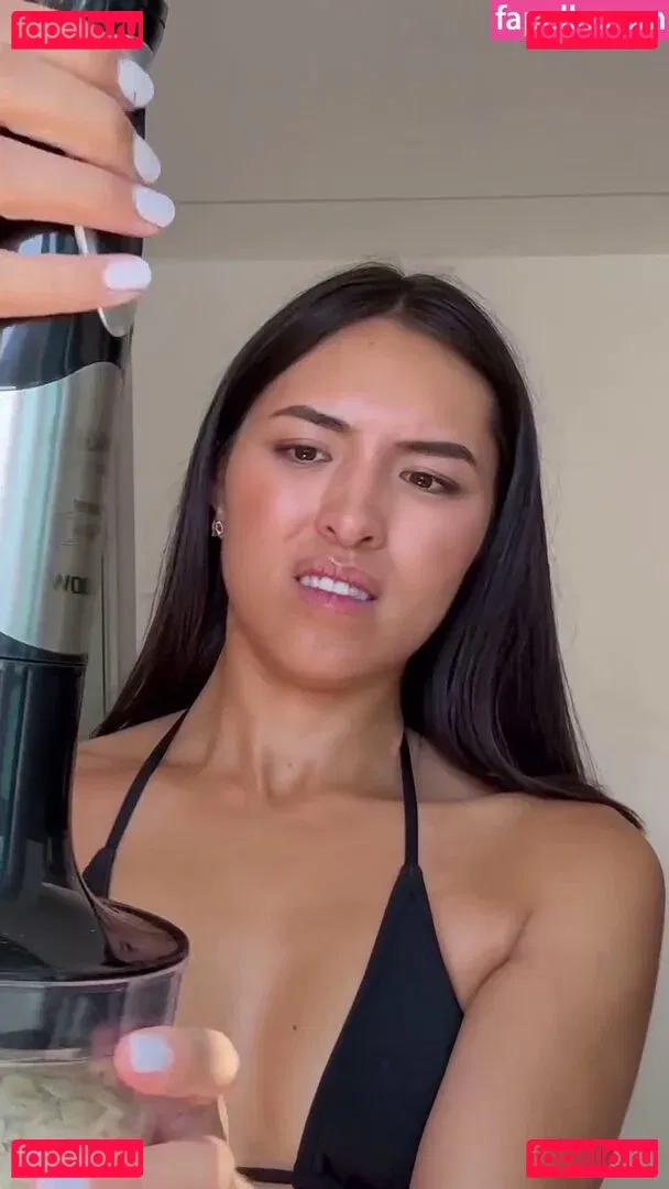 Shanti Tan Onlyfans Photo Gallery 