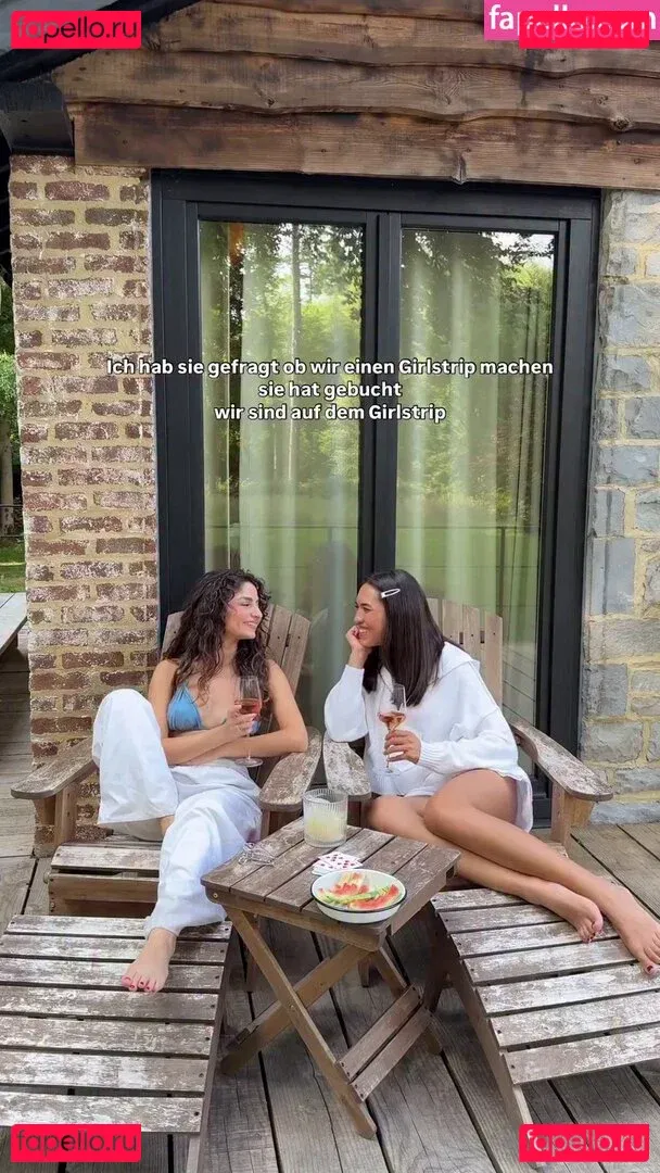 Shanti Tan Onlyfans Photo Gallery 