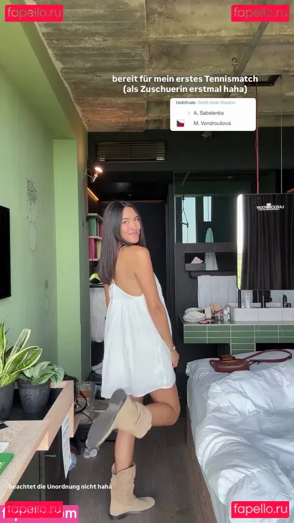 Shanti Tan Onlyfans Photo Gallery 