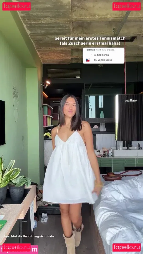 Shanti Tan Onlyfans Photo Gallery 