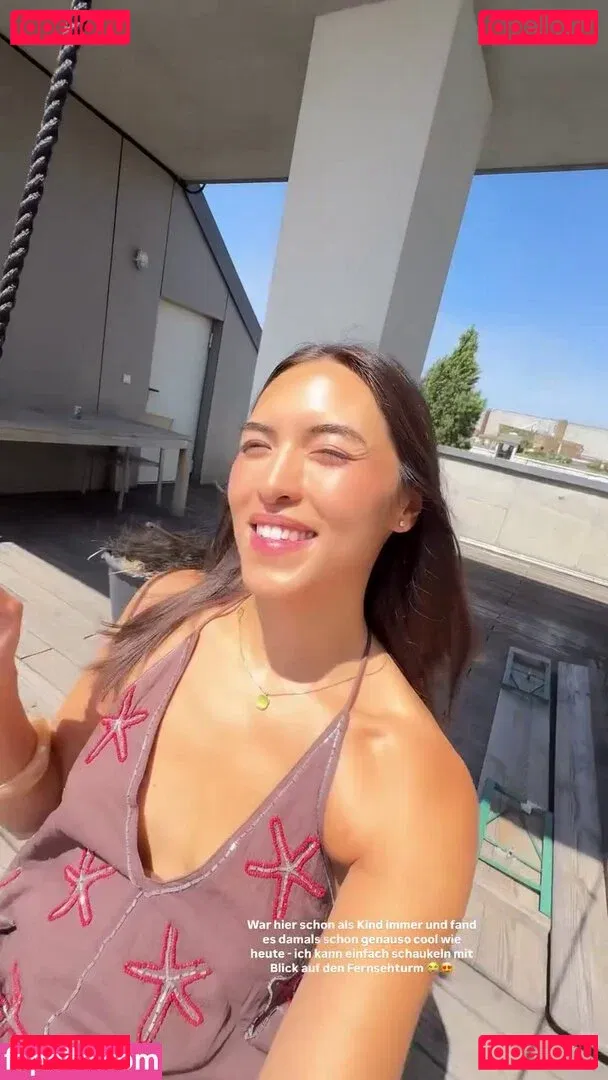 Shanti Tan Onlyfans Photo Gallery 