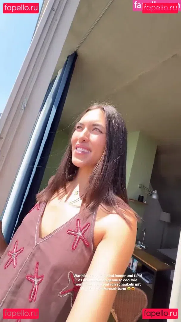 Shanti Tan Onlyfans Photo Gallery 