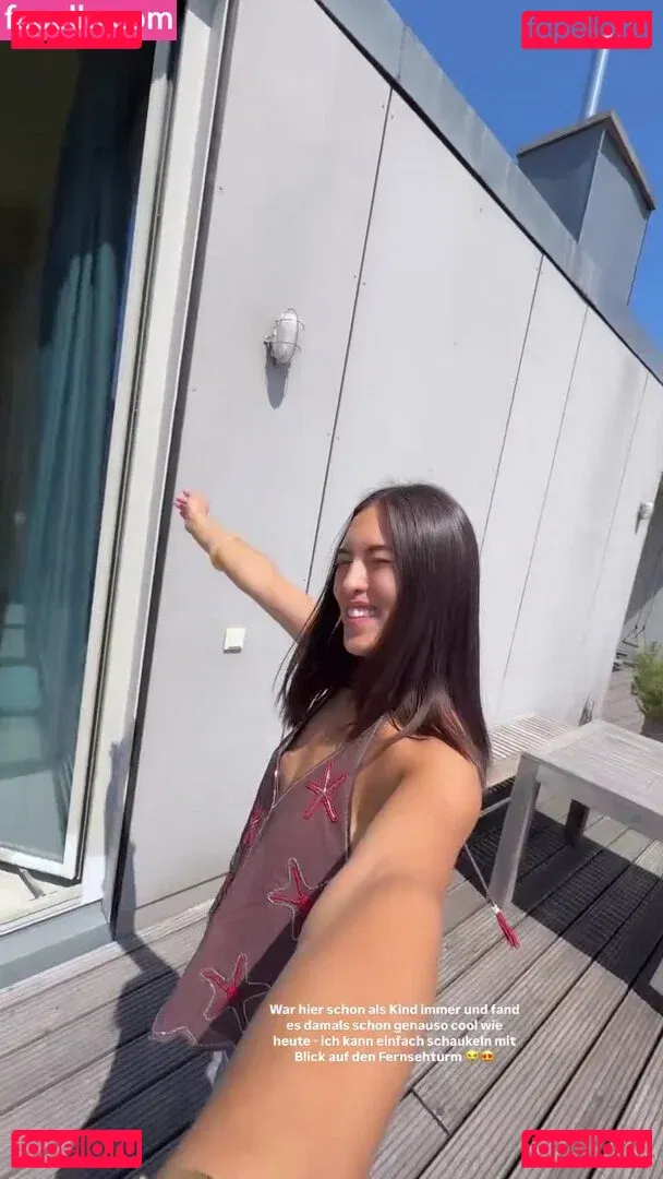 Shanti Tan Onlyfans Photo Gallery 