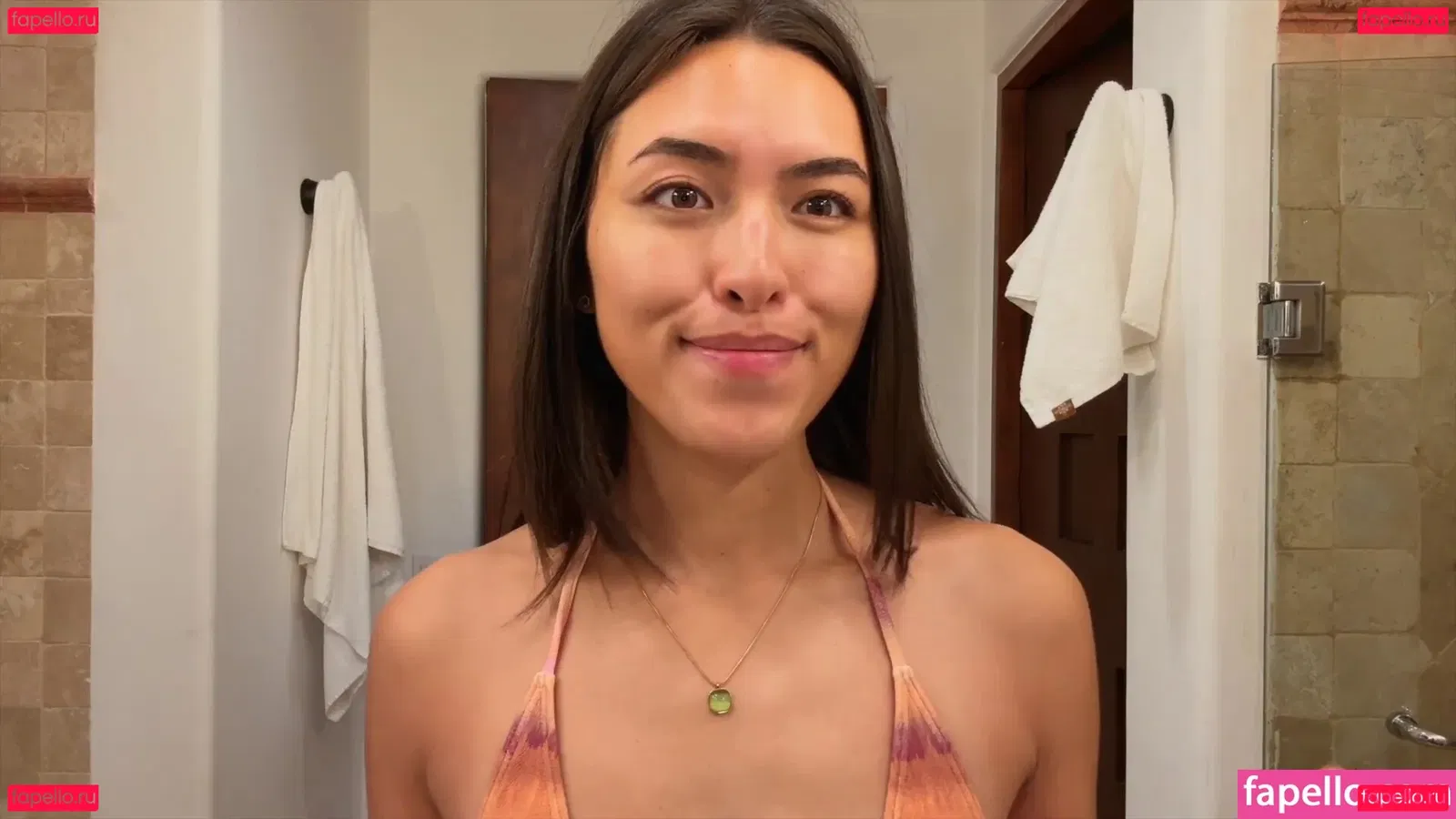 Shanti Tan Onlyfans Photo Gallery 