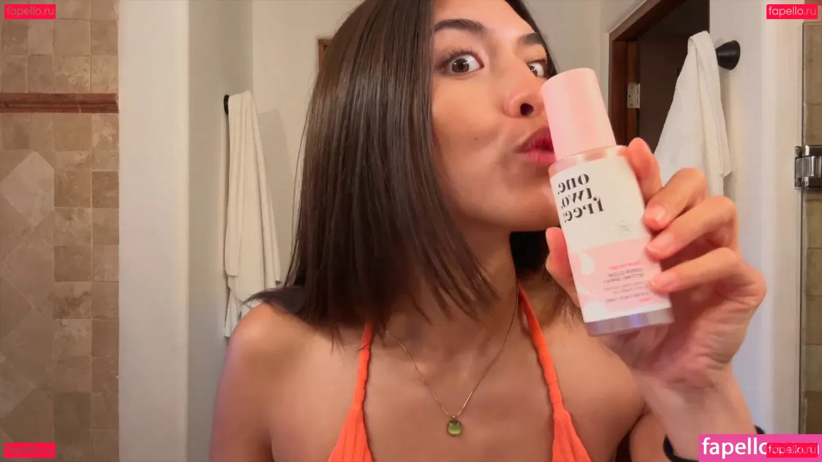 Shanti Tan Onlyfans Photo Gallery 