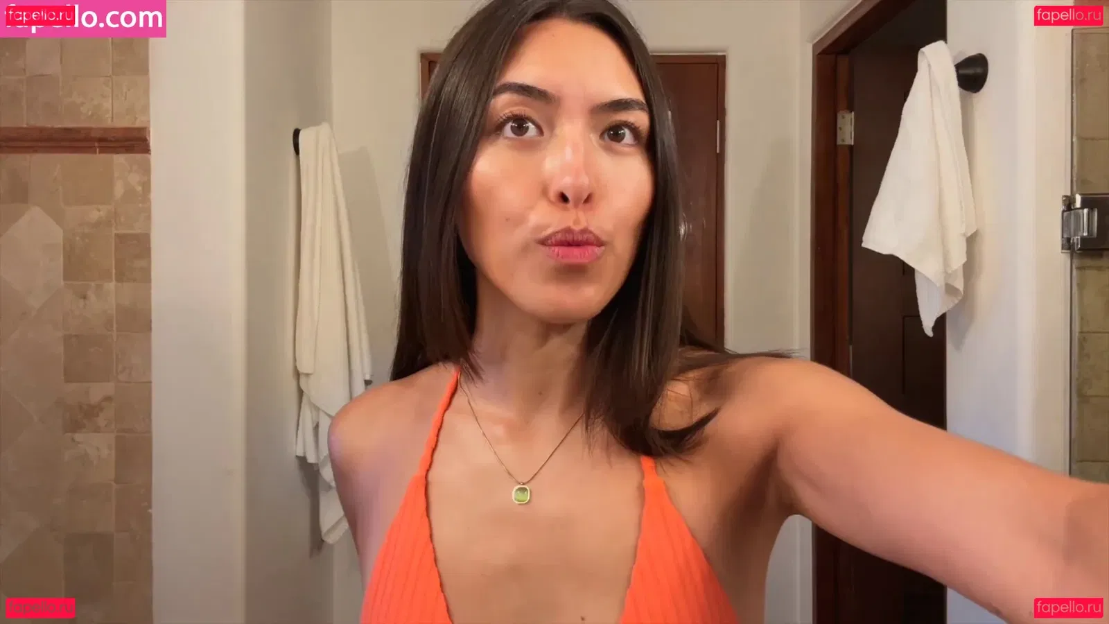 Shanti Tan Onlyfans Photo Gallery 