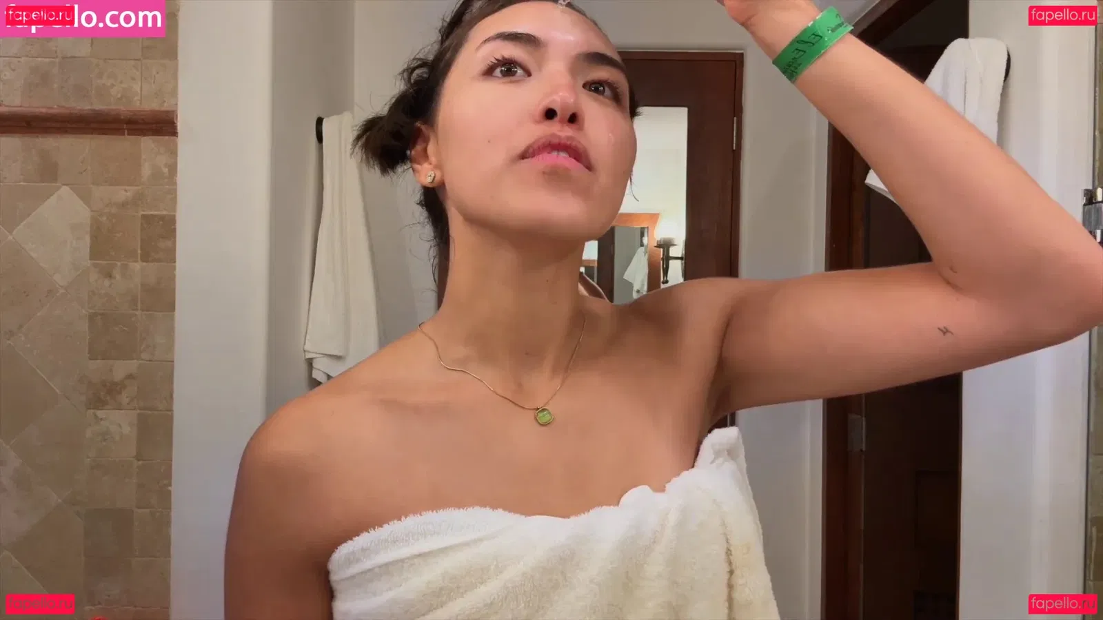 Shanti Tan Onlyfans Photo Gallery 