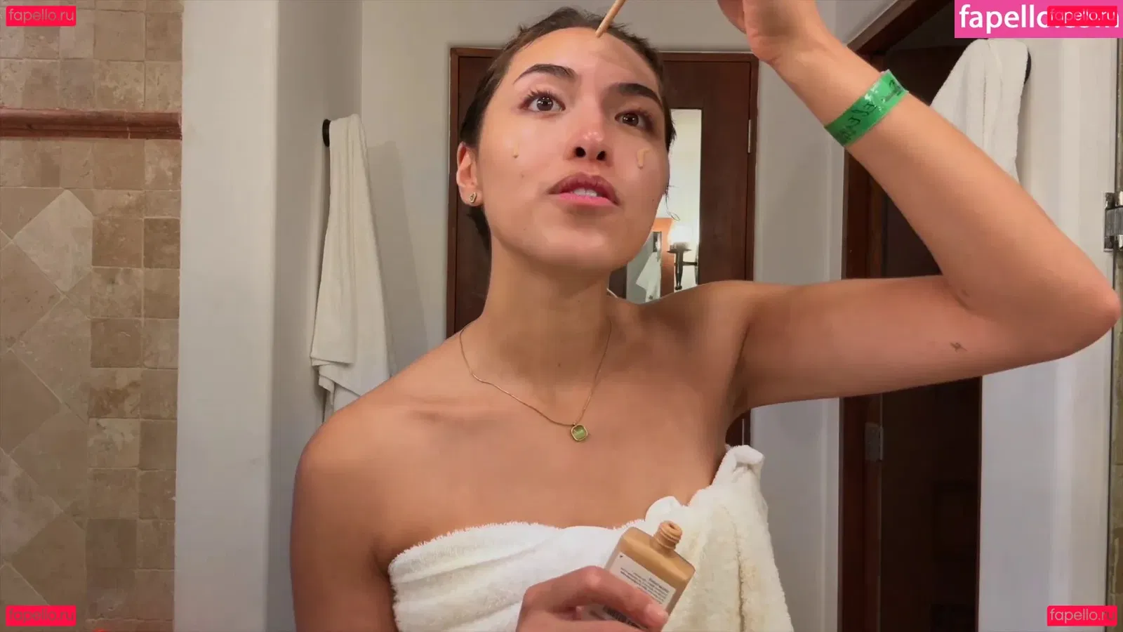 Shanti Tan Onlyfans Photo Gallery 