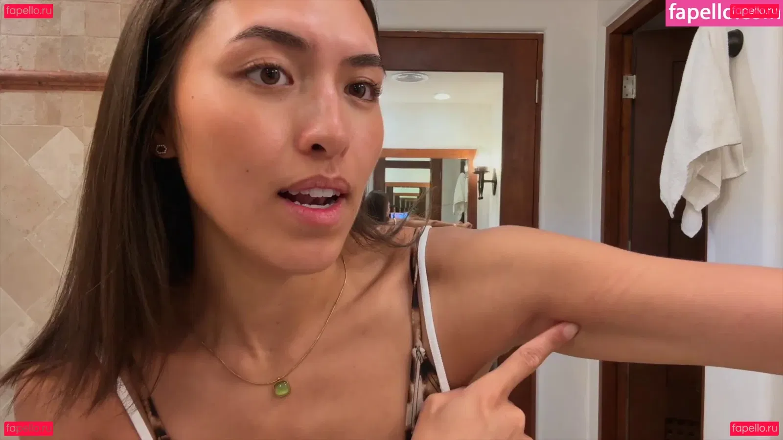 Shanti Tan Onlyfans Photo Gallery 